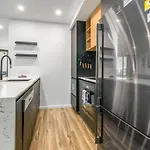 Park Avenue Apt In The Heart Of The City
